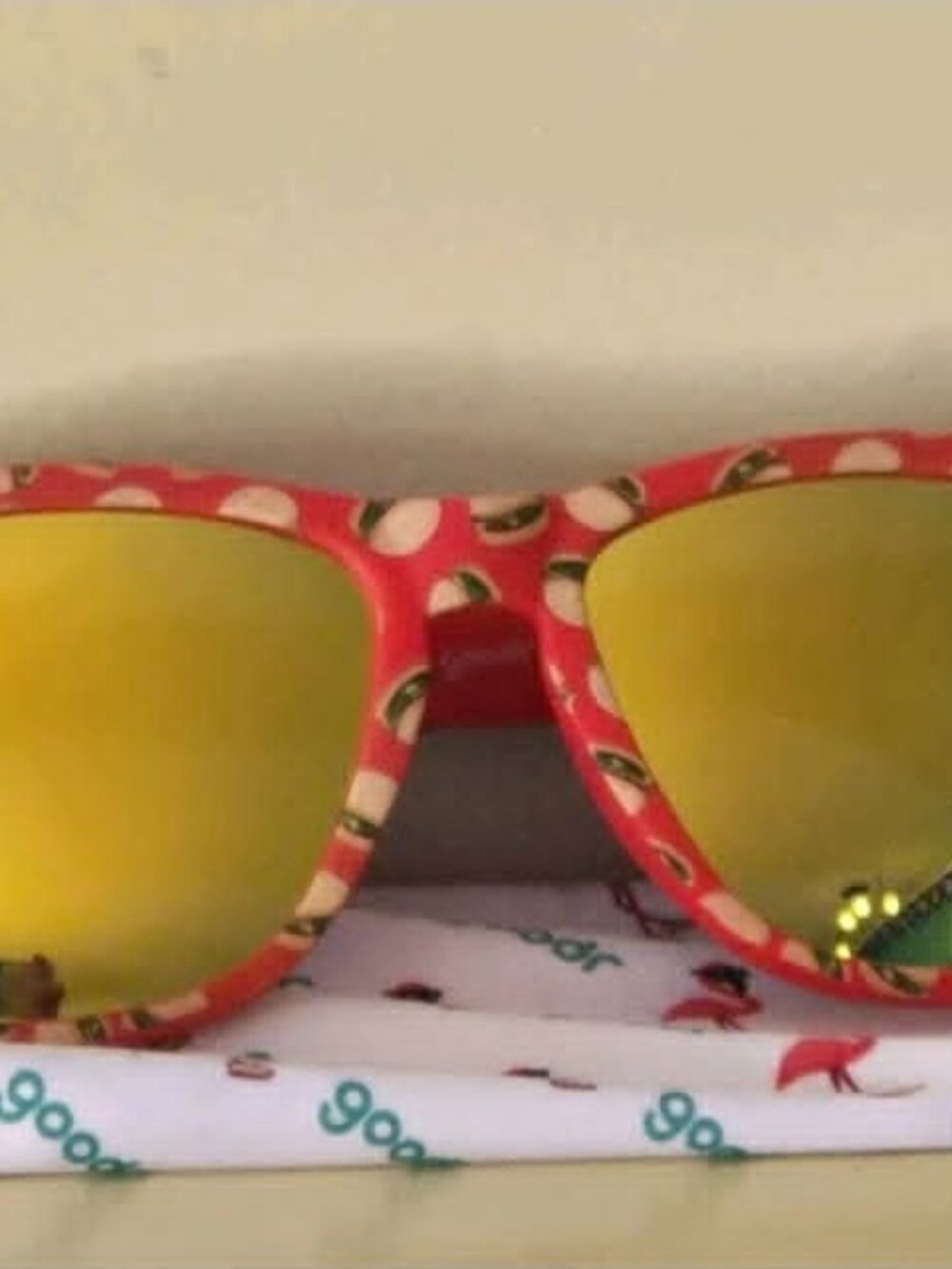 Pre-owned Goodr Sun’s Out, Buns Out Cheeseburger Polarized Sunglasses